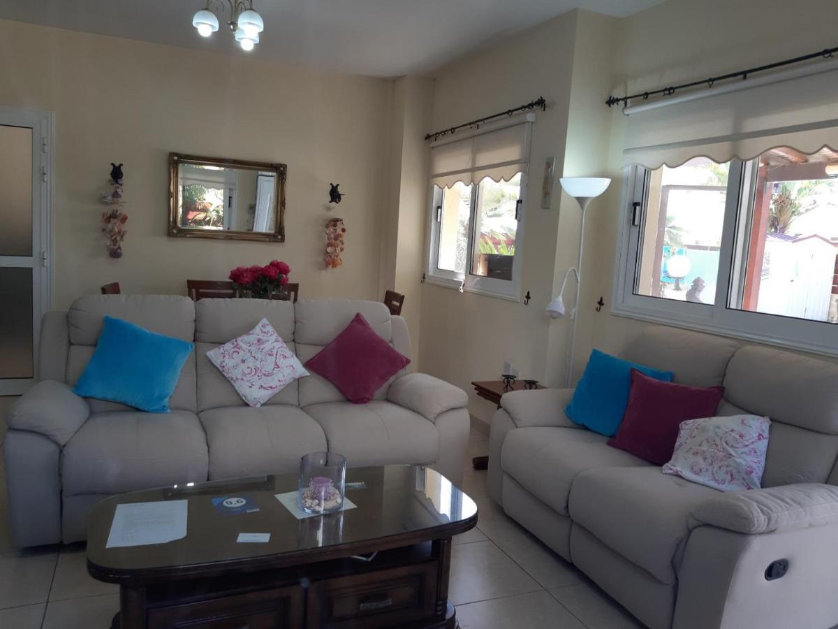 Carolyn Villa Is A Luxury 4-Bedroom Villa With Private Pool In أيا نابا المظهر الخارجي الصورة